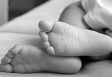 കോട്ടയത്ത് പതിനൊന്ന് വയസുകാരിയെ അമ്മ കഴുത്ത് ഞെരിച്ച് കൊന്നു