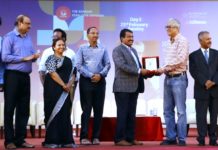 ഇന്ത്യയ്ക്ക് വേണ്ടത് കൂടുതല് ആരാധനാലയങ്ങളല്ല, സ്കൂളുകളും ആശുപത്രികളും : രാജ്ദീപ് സര്ദേശായി