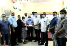 ആലപ്പുഴ ജില്ലാ കോൺഗ്രസ് കമ്മറ്റിയുടെ” വീടണയാൻ നാടിന്റെ കൈത്താങ്ങ് “കാരുണ്യ ഫ്ലയിറ്റ് ടിക്കറ്റ് പദ്ധതിയുടെ ബഹ്റിനിൽ നിന്നുള്ള ടിക്കറ്റ് വിതരണം ഉത്ഘാടനം ചെയ്തു.