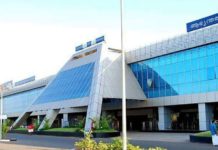 അഭിമാന നിമിഷത്തില് ബഹ്റൈന് കെ.എം.സി.സി: 169 യാത്രക്കാരുമായുള്ള ചാര്ട്ടേഡ് വിമാനം കോഴിക്കോട്ട് ലാൻഡ് ചെയ്തു ..