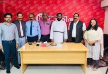ബഹ്റൈൻ മാർത്തോമ പള്ളി വികാരി റെവ: ഡേവിഡ് വി ടൈറ്റസ് ബഹ്റൈൻ പ്രതിഭ ഓഫീസ് സന്ദർശിച്ചു