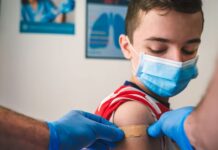 ഒമാനിൽ ആരോഗ്യസ്ഥാപനങ്ങളിൽ വീണ്ടും മാസ്ക്ക് നിർബന്ധമാക്കി..