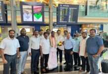 കെപിസിസി അച്ചടക്ക സമിതി ചെയർമാൻ തിരുവഞ്ചൂർ രാധാകൃഷ്ണൻ എം എൽ എ മസ്കറ്റിലെത്തി..