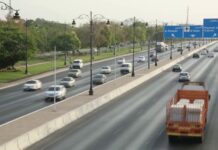 ഒമാനിൽ പുതിയതായി ഡ്രൈവിങ് ലൈസൻസ് എടുക്കുന്നവരുടെ എണ്ണത്തിൽ വനിതകൾ കൂടുതൽ …