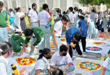 200 പൂക്കളങ്ങളൊരുക്കി ഗുബ്ര ഇന്ത്യൻ സ്കൂൾ വിദ്യാർഥികൾ