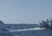 കടലിൽ കുടുങ്ങിയ പൗരന്മാരെ രക്ഷപ്പെടുത്തി ആർ.ഓ.പി