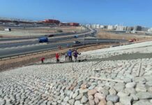 ബൗഷറിൽ ഉൾ റോഡുകളുടെയും വാഹനങ്ങൾക്കുള്ള പാർക്കിംഗിന്റെയും നിർമ്മാണം തുടരുന്നു