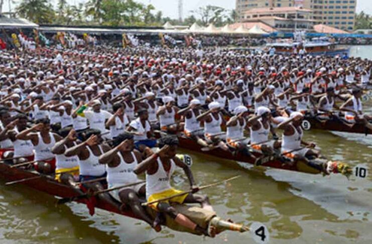 ജലരാജാവായി മഹാദേവികാട് കാട്ടിൽ തെക്കേതിൽ ചുണ്ടൻ