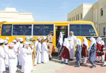 സ്കൂൾ ബസ് യാത്ര, നിർദേശങ്ങളുമായി റോയൽ ഒമാൻ പൊലീസും വിദ്യാഭ്യാസ മന്ത്രാലയവും