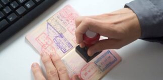 യുഎഇയില് ഇന്ത്യക്കാര്ക്ക് ഓണ് അറൈവല് വിസ ലഭിക്കുന്ന സാഹചര്യങ്ങള് ഇവയാണ്