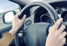 സന്ദർശക വിസയിൽ എത്തുന്നവർക്ക് ഒരു വർഷം സ്വന്തം രാജ്യത്തെ ഡ്രൈവിംഗ് ലൈസൻസ് ഉപയോഗിക്കാം