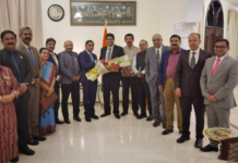 ഇന്ത്യൻ സ്കൂൾ ഭരണ സമിതി നിയുക്ത ഇന്ത്യൻ അംബാസഡറുമായി കൂടിക്കാഴ്ച നടത്തി