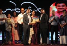 ബഹ്റൈനിൽ വേറിട്ട നാടകാവതരണമായി “പെൺ നടൻ”