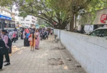 ബംഗളൂരുവിൽ ബസ്സ്റ്റോപ്പ് മോഷണം പോയി