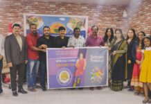 വേൾഡ്മലയാളി കൗൺസിൽ ഗൾഫ് റീജിയൻ സ്പോർട്സ് മീറ്റ് 2024 പതാക കൈമാറി