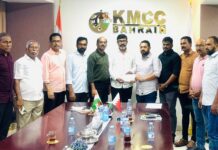 മനാമ സൂഖ് അഗ്നിബാധ : കെഎംസിസി ആശ്വാസ ധനം വിതരണം ചെയ്തു