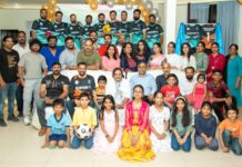 ടീം ശ്രെഷ്ഠ സ്കോർപിയോൺസ് എഫ്.സി ക്കു ജേഴ്സി കൈമാറി