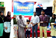 ഫെല്ലാ മെഹക്കിനെ ആദരിച്ചു