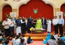 സെന്റ് മേരീസ് ഇന്ത്യൻ ഓർത്തഡോക്സ് കത്തീഡ്രൽ ഫാ. ജേക്കബ് തോമസ് അച്ചന് യാത്രയയപ്പ് നൽകി